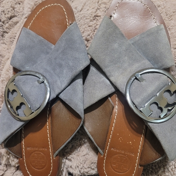 Tory Burch Gray Suede sandals, in Excellent condition! Like New - Picture 5 of 6